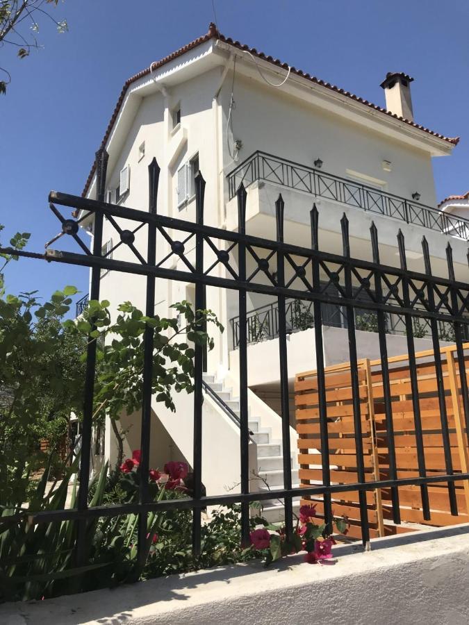 Beautiful Maisonette With A View To The Mountains And The Sea Agia Marina  Eksteriør billede